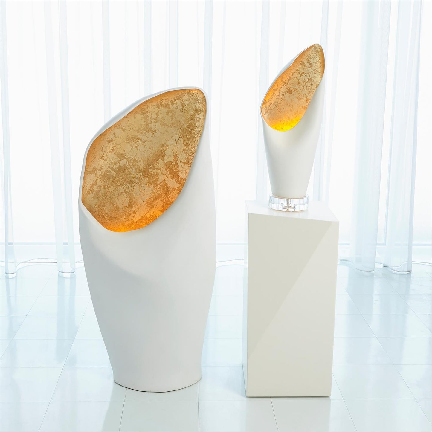 Cowl Lamp - White w/Gold Leaf
