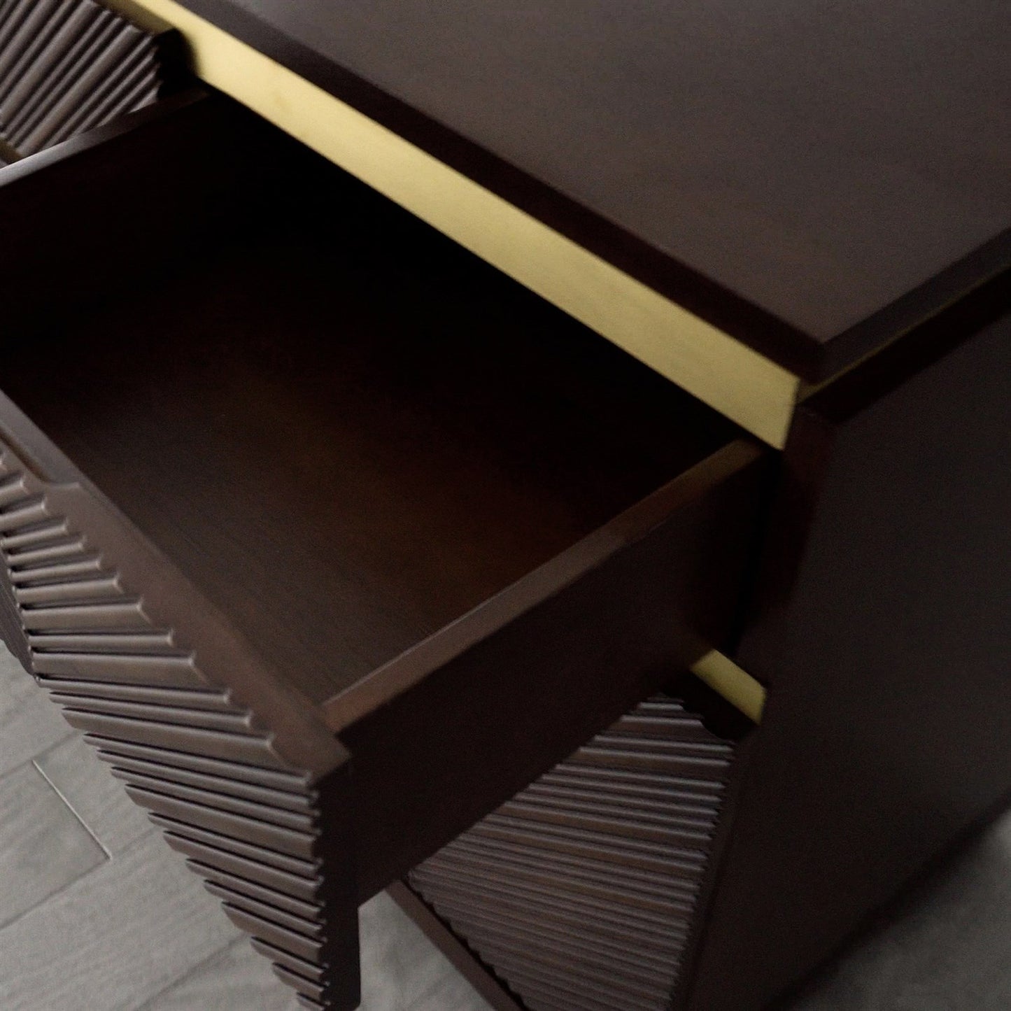 Latilla Credenza