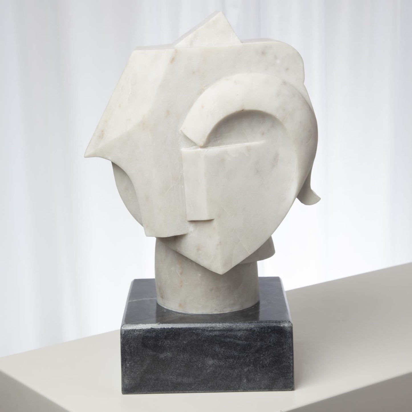 Abstract Bust - Grats Decor Interior Design & Build Inc.