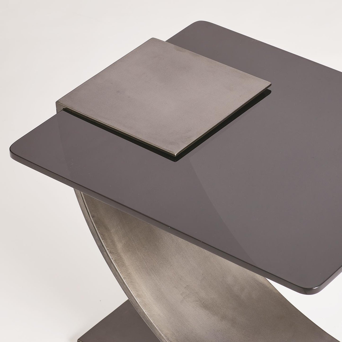 Side Table w/Smoke Glass-Light Gunmetal