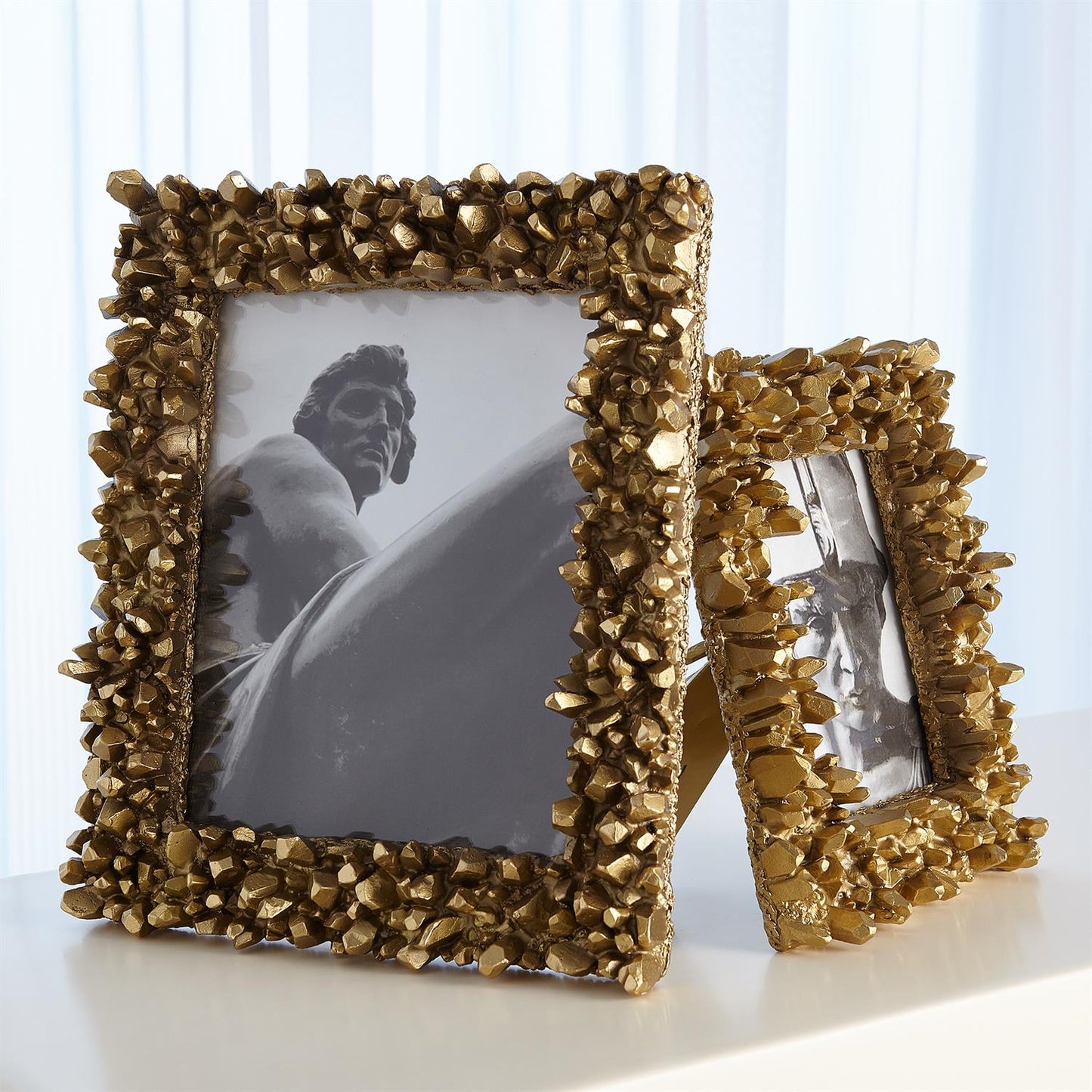 Facet Cluster Frames - Grats Decor Interior Design & Build Inc.