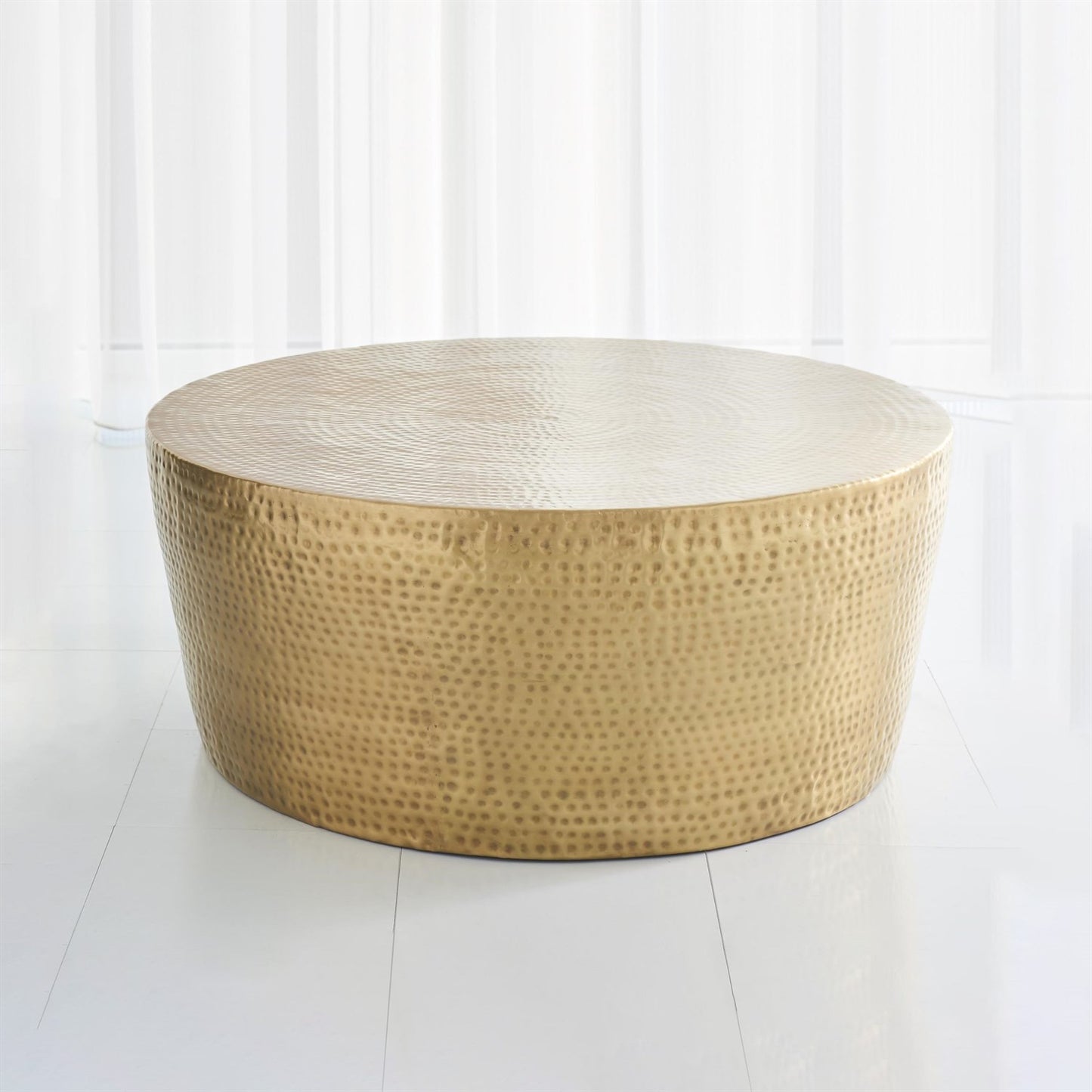 Izmir Hammered 35"Dia/48"Dia Coffee Table - Brass