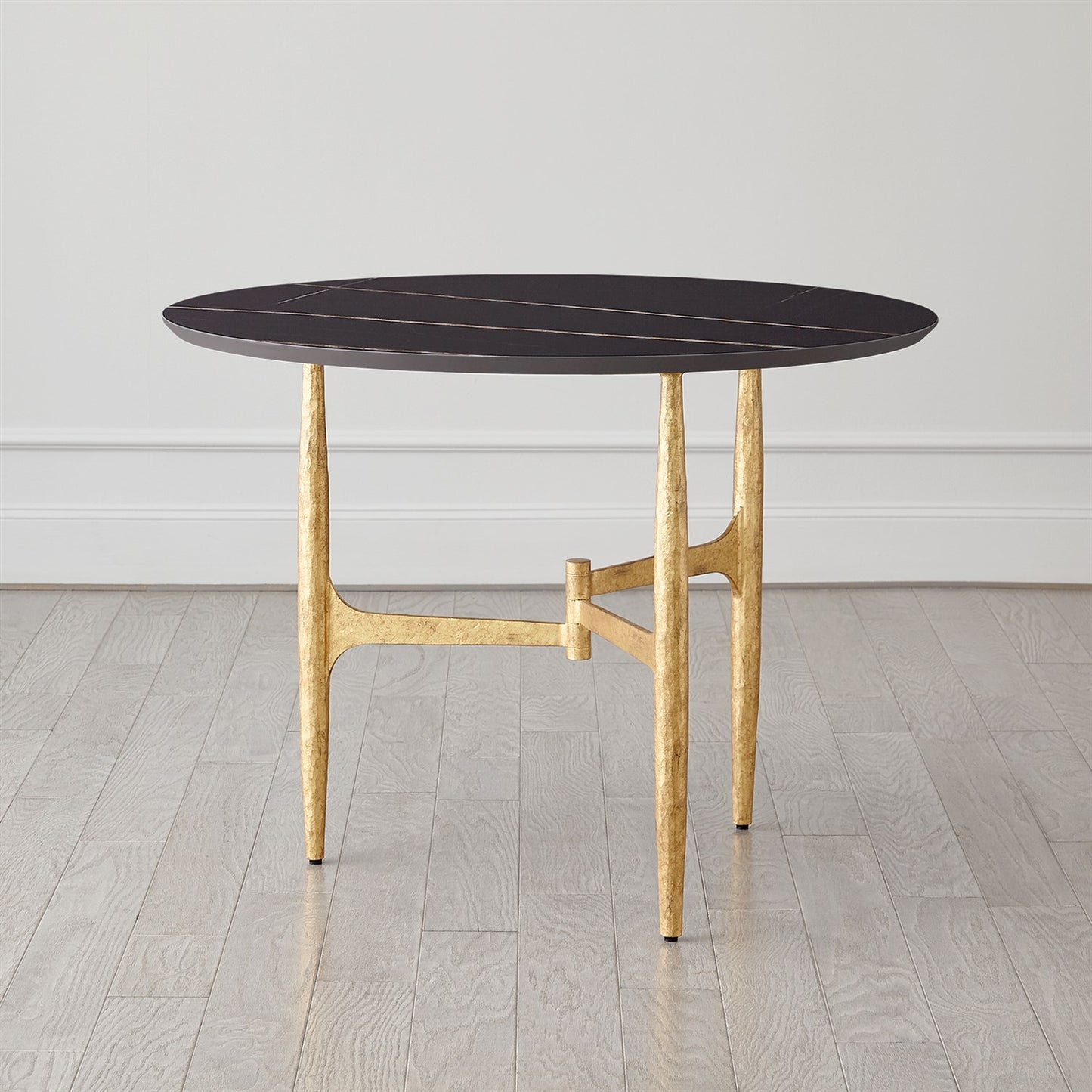 Radius Round 42"Dia Table - Gold/Noir Lux Top
