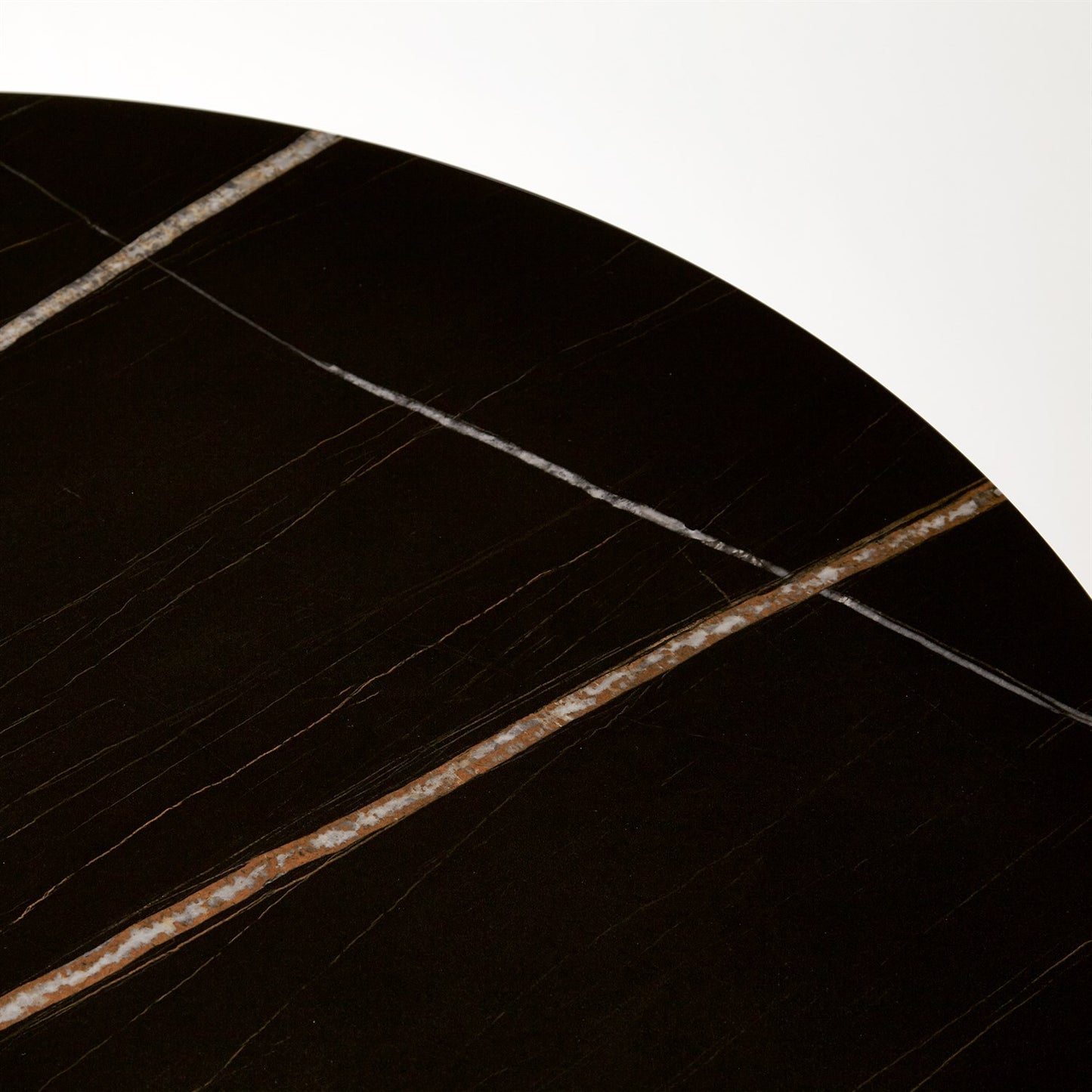 Radius Round 42"Dia Table - Gold/Noir Lux Top