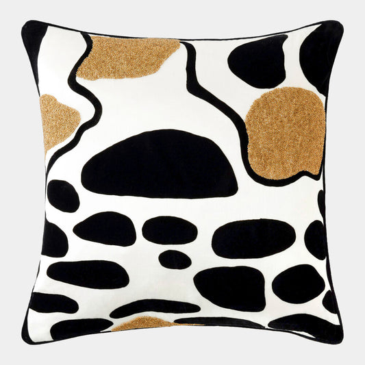 Jennifer Farrell Hampton Pillow - Grats Decor Interior Design & Build Inc.