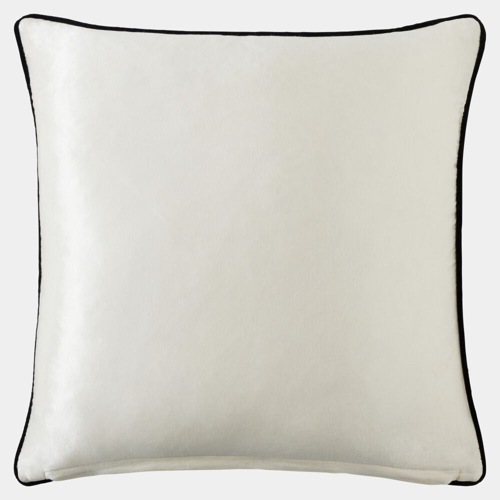 Jennifer Farrell Hampton Pillow - Grats Decor Interior Design & Build Inc.