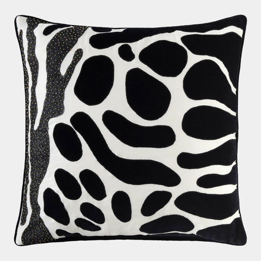Jennifer Farrell Nantucket Pillow - Grats Decor Interior Design & Build Inc.