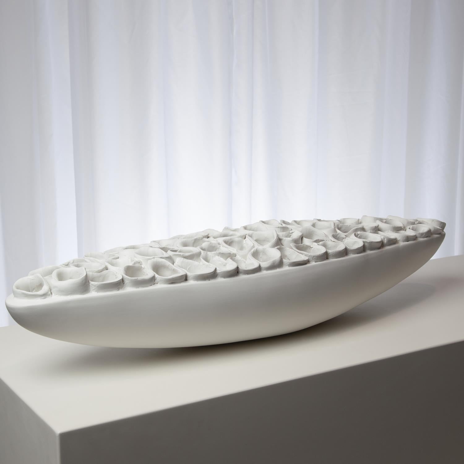 Reef Centerpiece - Matte White - Grats Decor Interior Design & Build Inc.