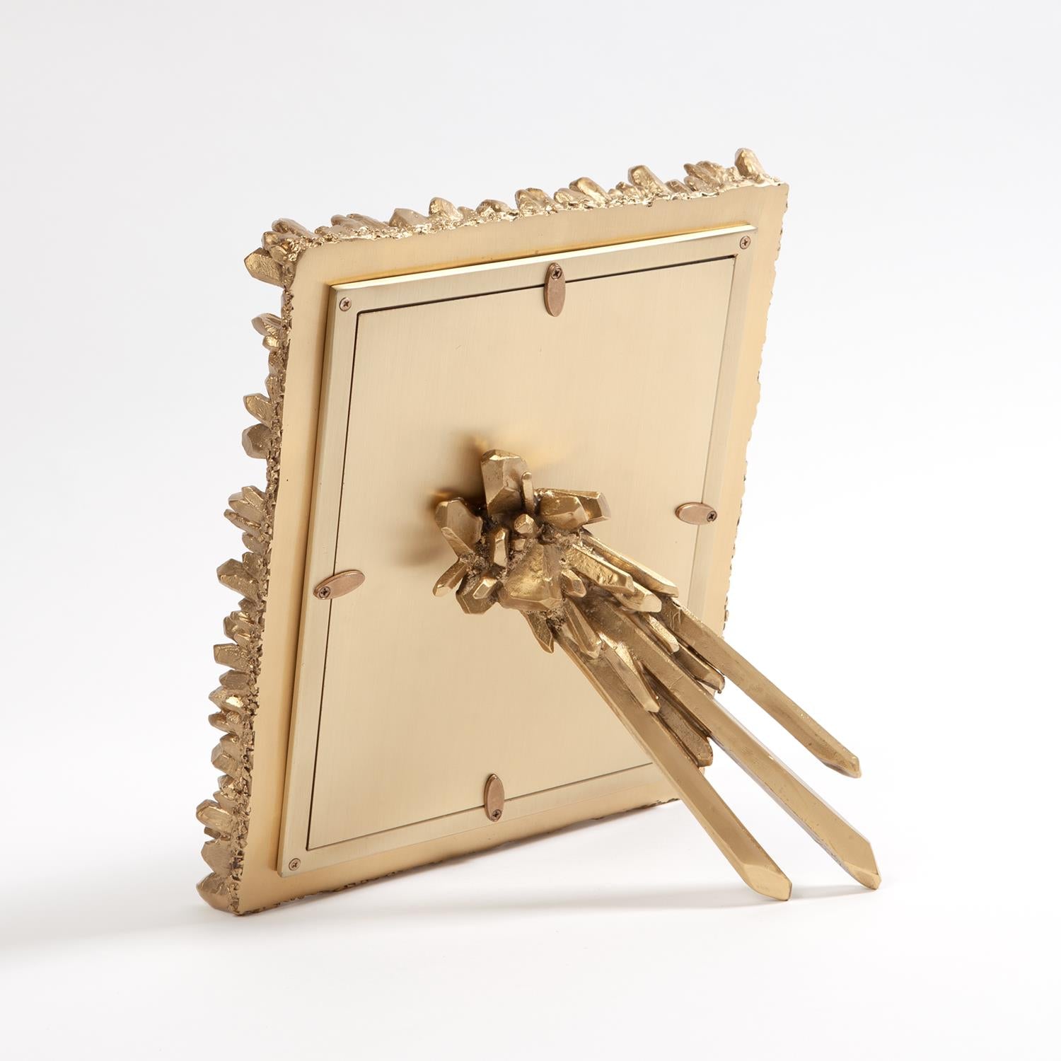 Facet Cluster Frames - Grats Decor Interior Design & Build Inc.