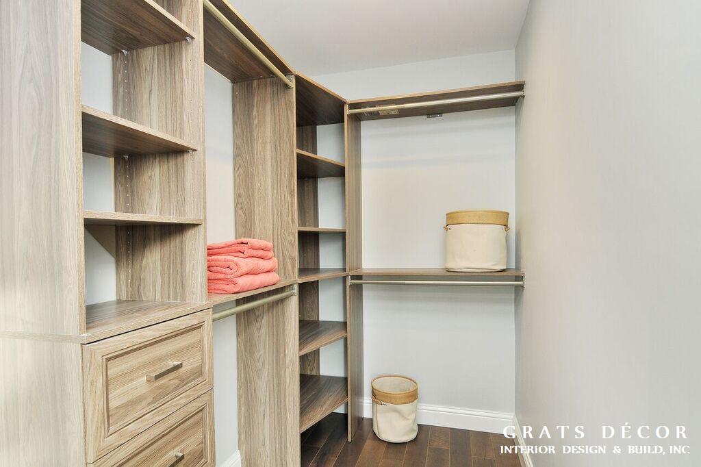 Master Bedroom Suite - Grats Decor Interior Design & Build Inc.