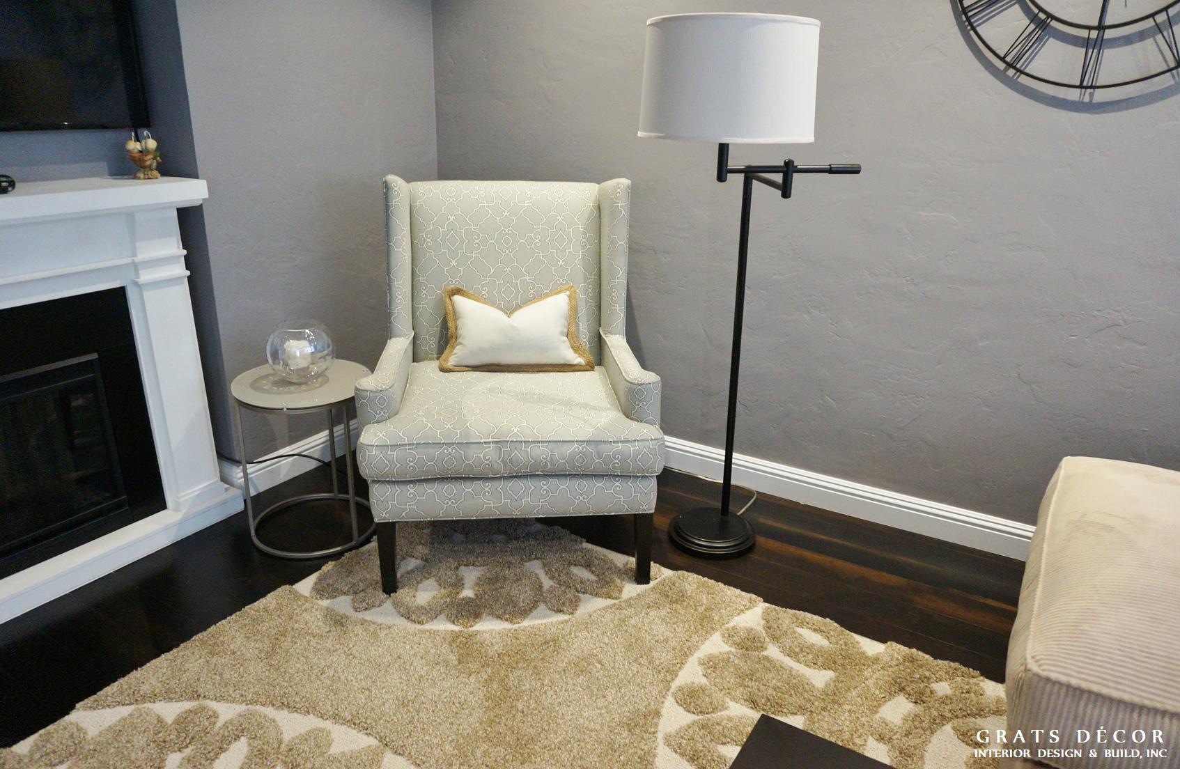 Outer Parkside Livingroom Remodel - Grats Decor Interior Design & Build Inc.