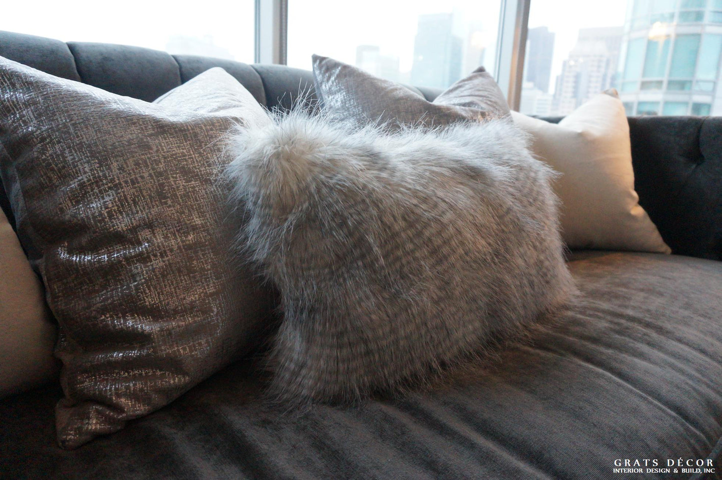Yerba Buena Living Room - Grats Decor Interior Design & Build Inc.