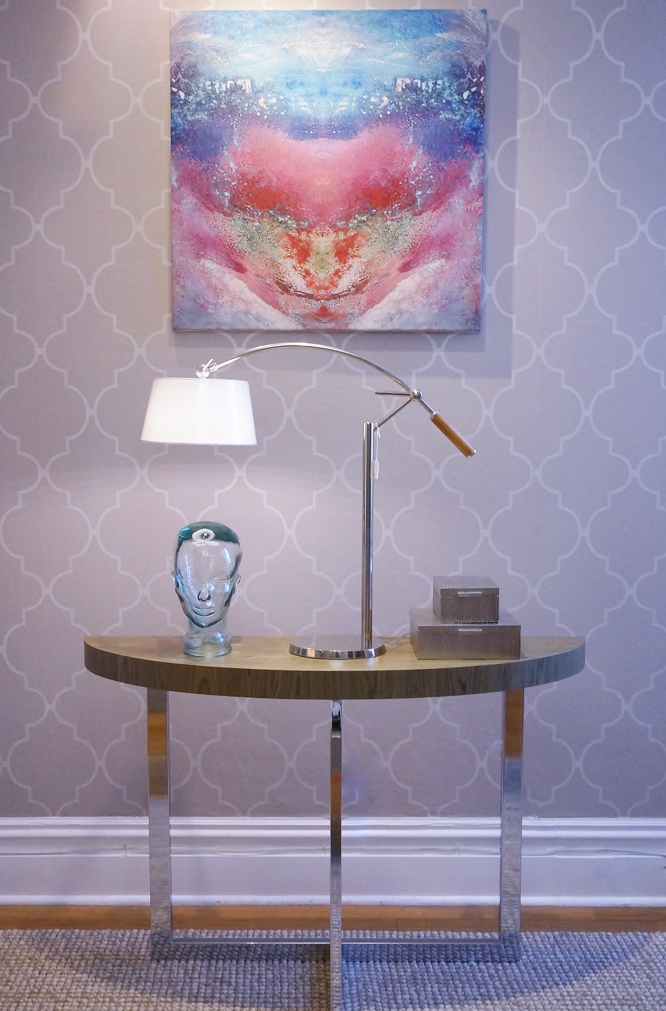 Tactile painting on silk: Face Planet - Grats Decor Interior Design & Build Inc.