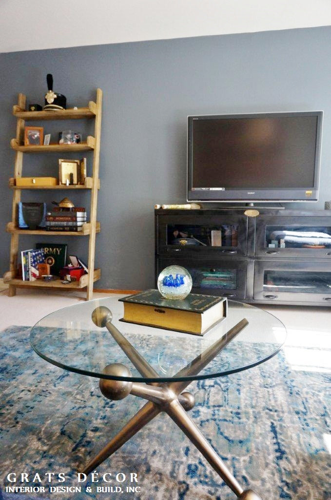 Cow Hollow Livingroom - Grats Decor Interior Design & Build Inc.