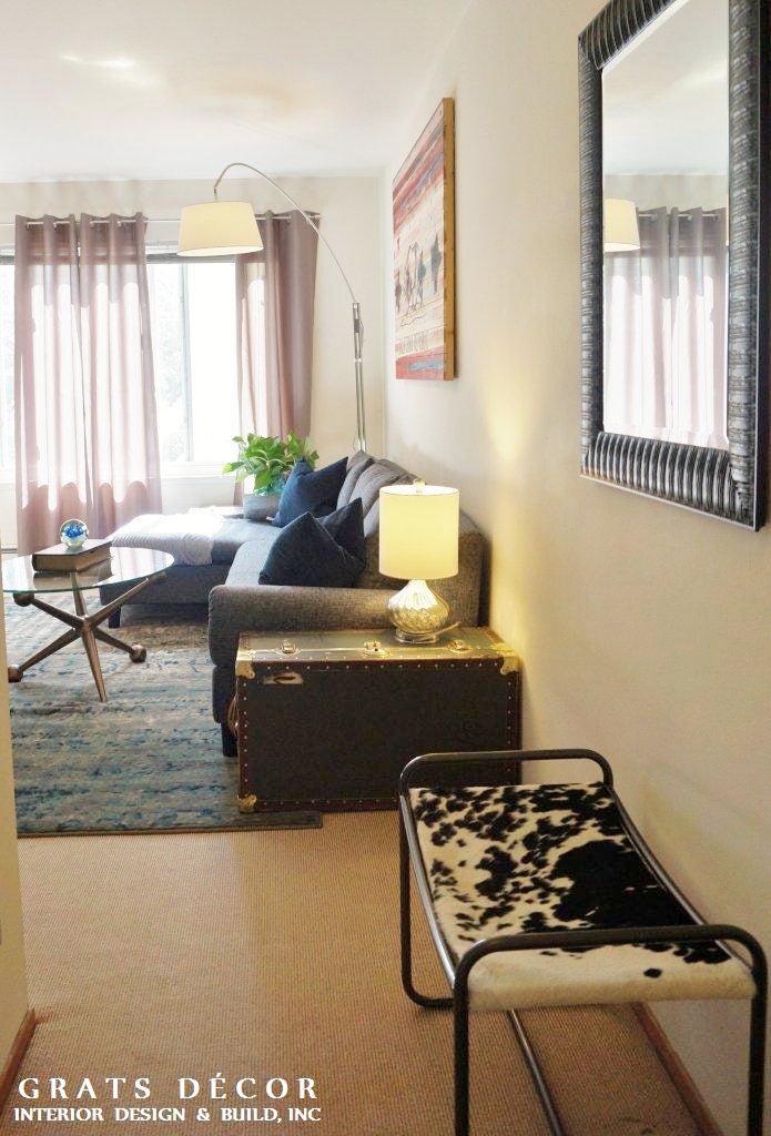 Cow Hollow Livingroom - Grats Decor Interior Design & Build Inc.