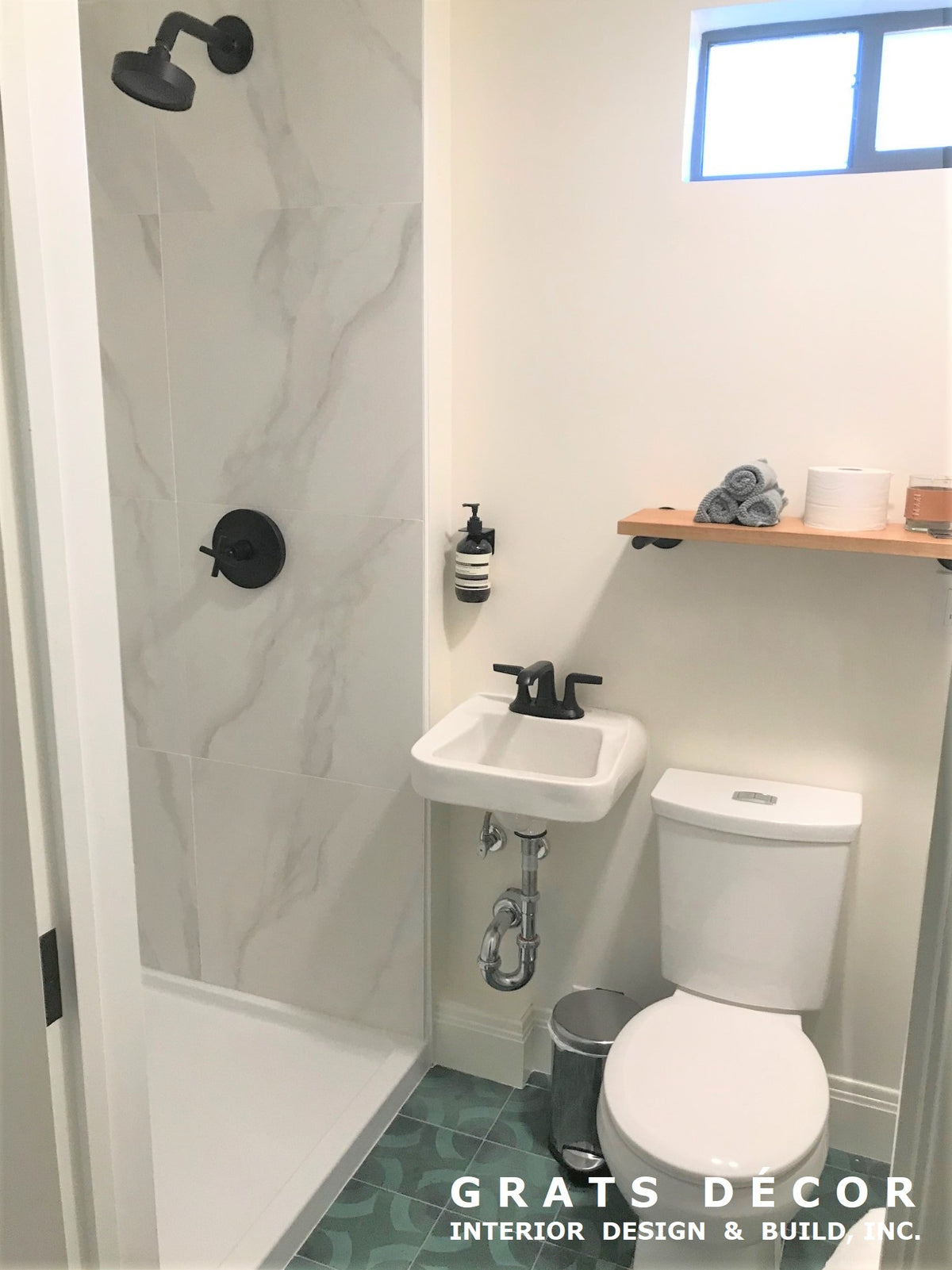 Tiny Half Bathroom Layout 43 Small Bathroom Ideas To Make Your