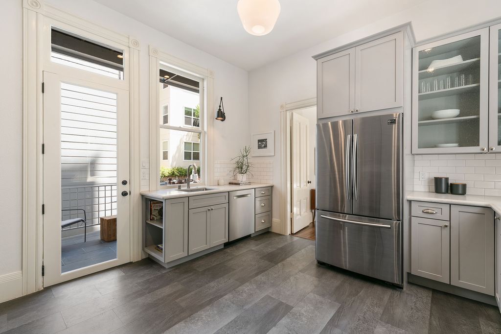 Alamo Square Kitchen - Grats Decor Interior Design & Build Inc.